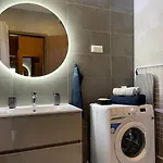 Macropolis