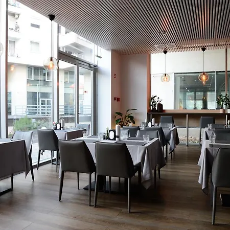 Macropolis Apartman *